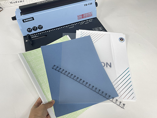 How to extend the life of your documents with hard paper folder sleeves