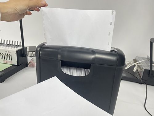 How to use a paper shredder safely and achieve maximum efficiency