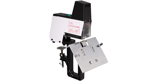 How to use the electric stapler for faster office work and consistent stapling performance